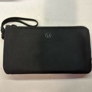Lululemon Wristlet Black